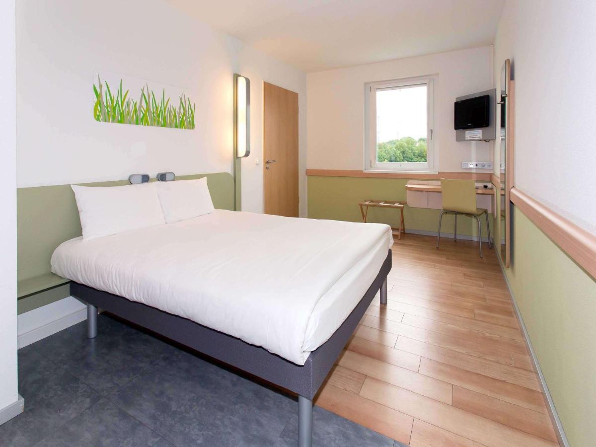 Ibis Budget Augsburg City Exterior foto