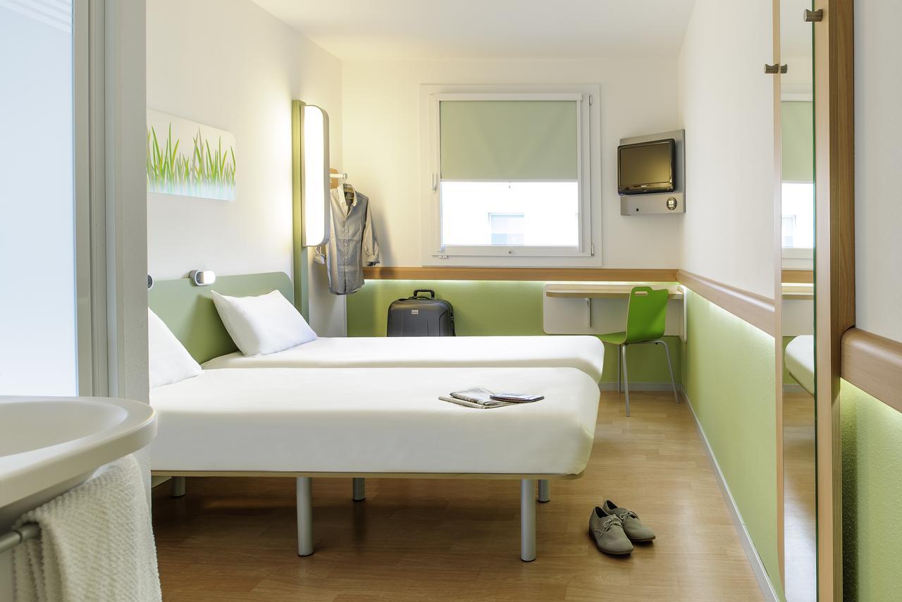 Ibis Budget Augsburg City Exterior foto