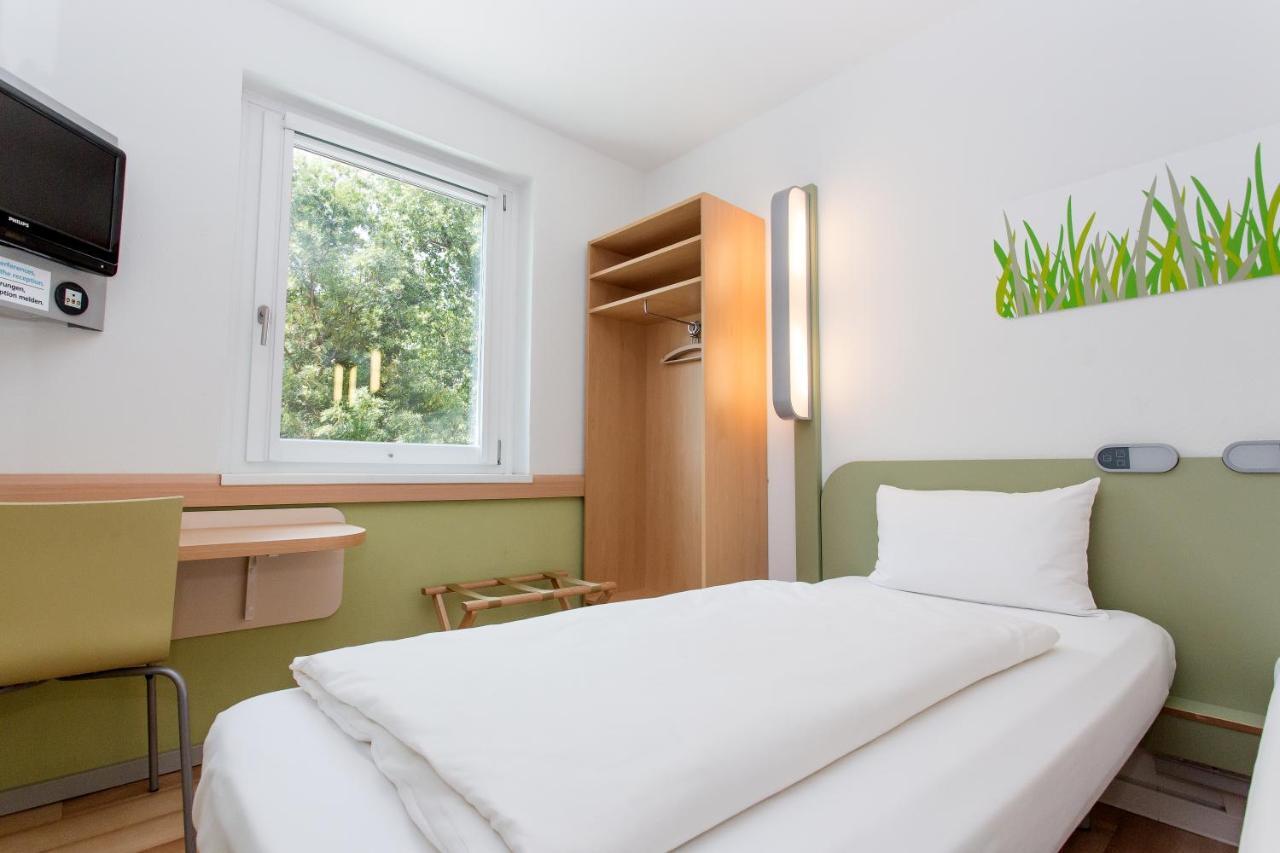 Ibis Budget Augsburg City Quarto foto